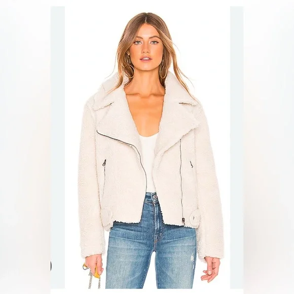 ASTR the Label Brooklyn Faux Fur Moto Jacket in Ivory Size Small Pre-Loved - Picture 1 of 13